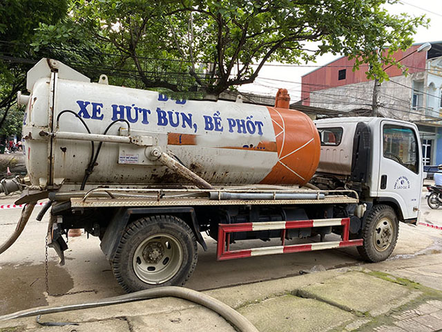 Mỗi dịch vụ vệ sinh khác nhau sẽ có mức giá tiền tương ứng để bạn chọn lựa