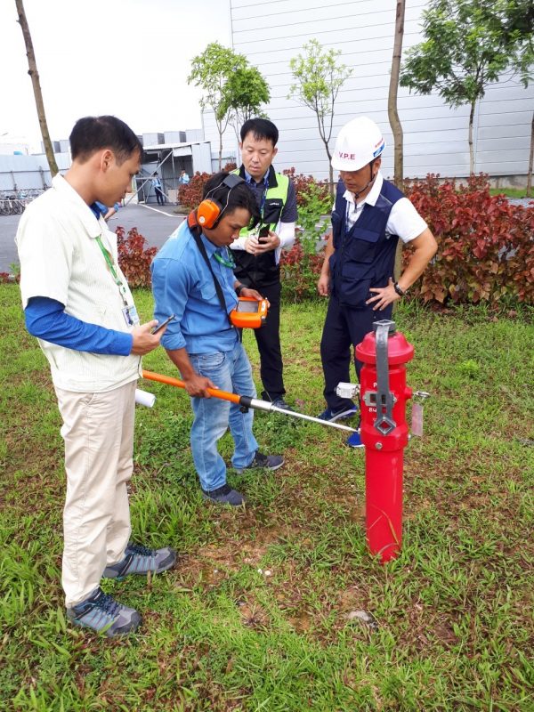 Tìm vị trí chính xác là bước đầu tiên để giải quyết vấn đề rò rỉ nước trên đường ống