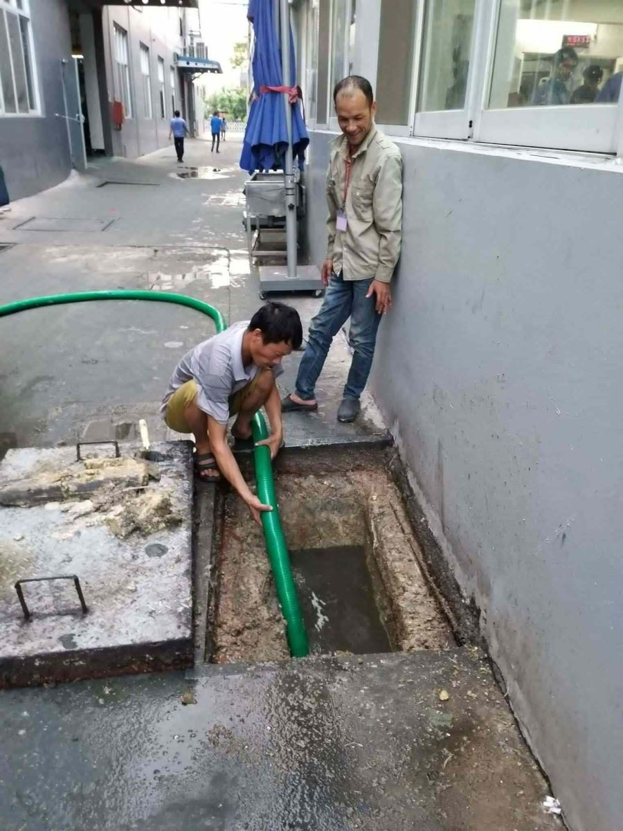 Dịch vụ hút bể phốt giá rẻ tại nhà