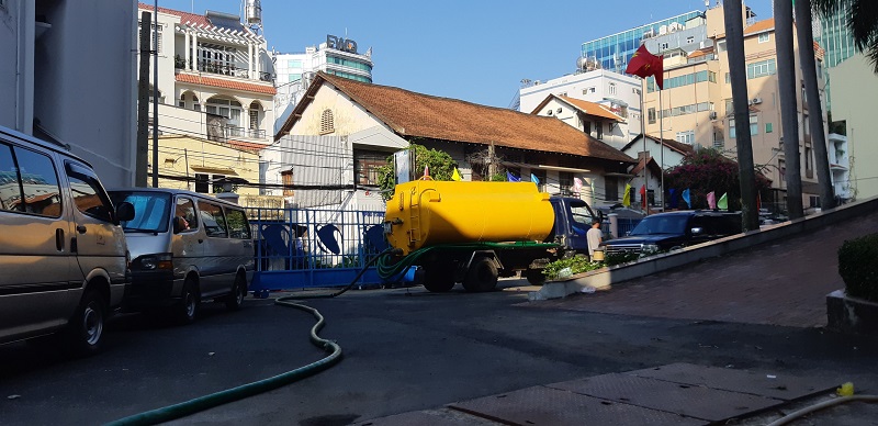 Công ty sở hữu hệ thống xe thông hút thể tích lớn, chất lượng cao