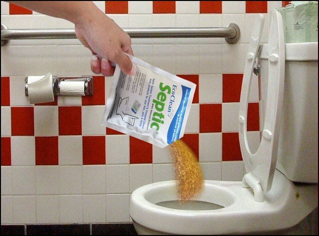 Sử dụng bột vi sinh thông cầu đúng cách